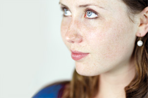 300px / jpg quality 80 / 17kb